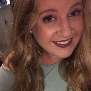 Meet your Posher, Robyn